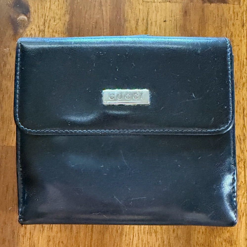 Gucci Black Patent Leather Fold Compact Wallet with Snap Closure
